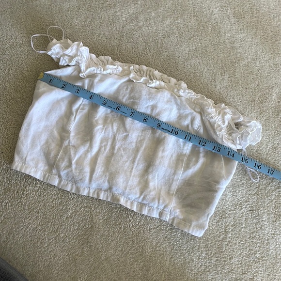 Linen Blend Ruffle detail crop top - Picture 5 of 9